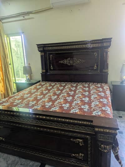 Pure Wooden Bed with high gloss polish