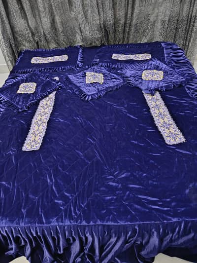velvet bedsheet