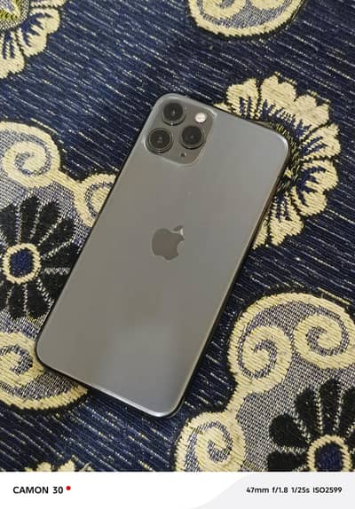 Apple iphone 11 pro Whit Box