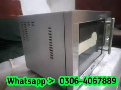 Microwave oven in good condition perfect working home use