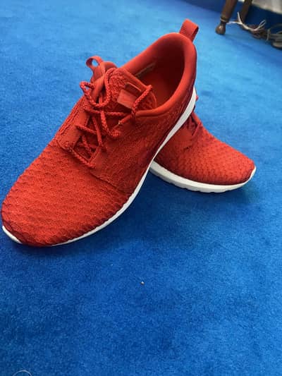 Nike shoes brand  for women made in vitnam