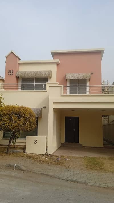 SnS Solutions Reveals HOUSE WITH OPEN FRONT & LUSH GREEN LAWN