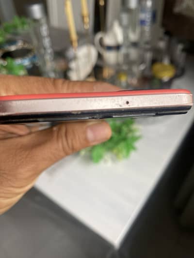 OPPO F17 – 8GB RAM / 128GB Storage mint condition