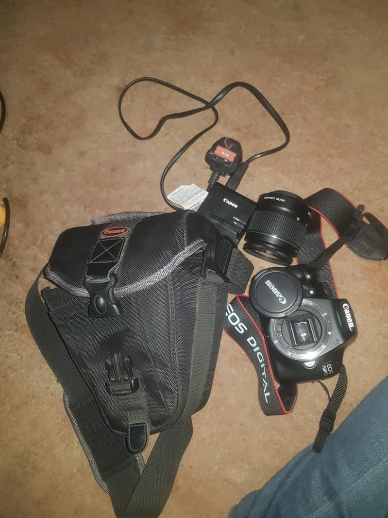 Canon1100D 0
