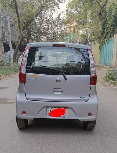 Nissan Dayz 2015 model. (03146396124)
