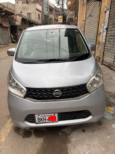 Nissan Dayz 2015 model. (03146396124)