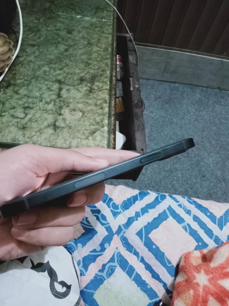iphone 12 jv 3