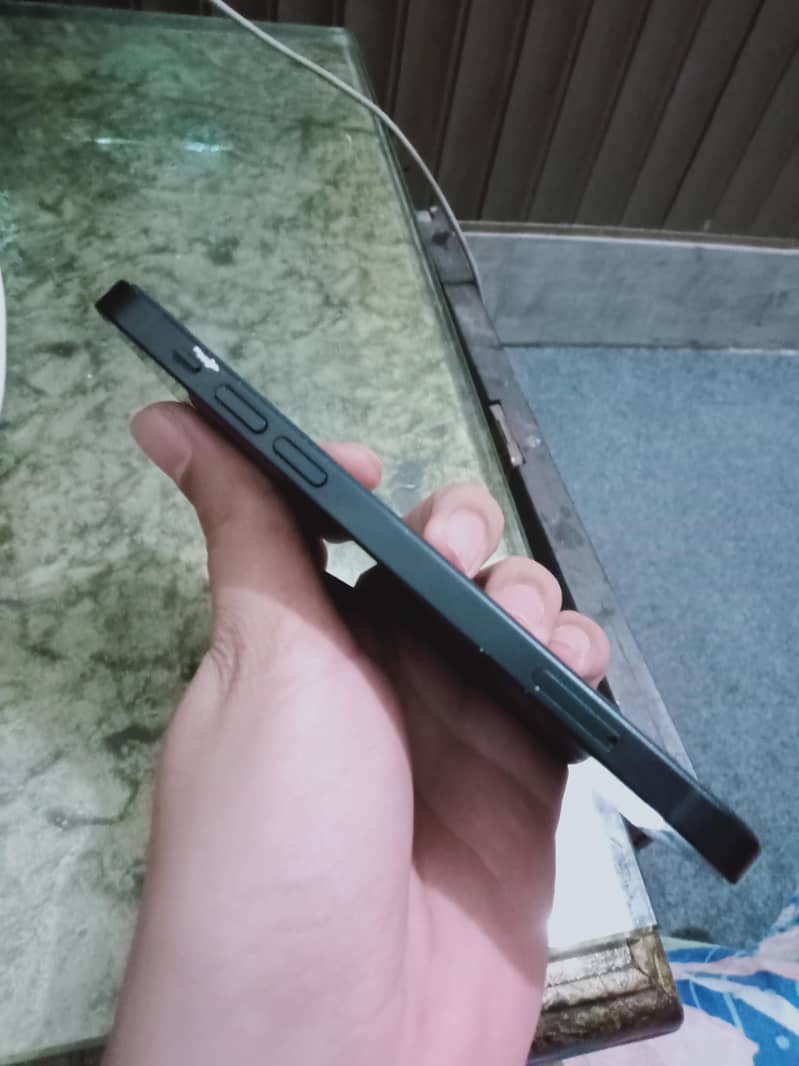 iphone 12 jv 4