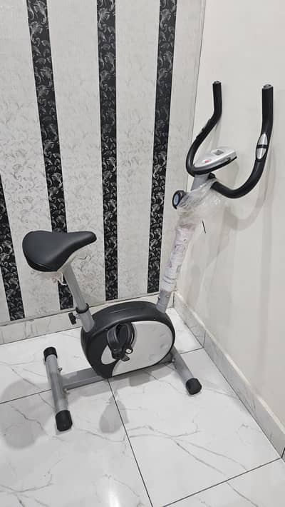Uk Model Exercise cycle Machine just new