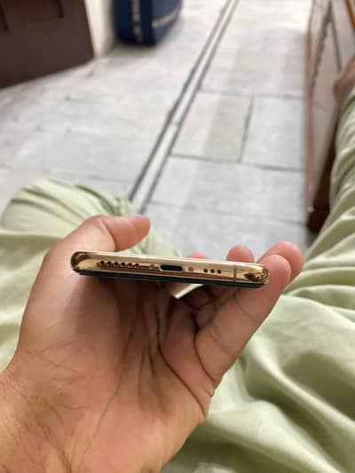 I phone xs pta approved