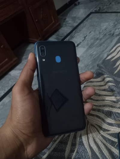 Samsung A30