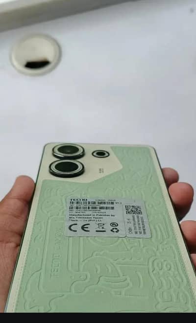 40000 camon 20 16/256  new mobil exchange