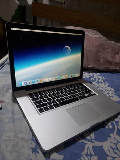 Mackbook Pro 2010(Core I7)