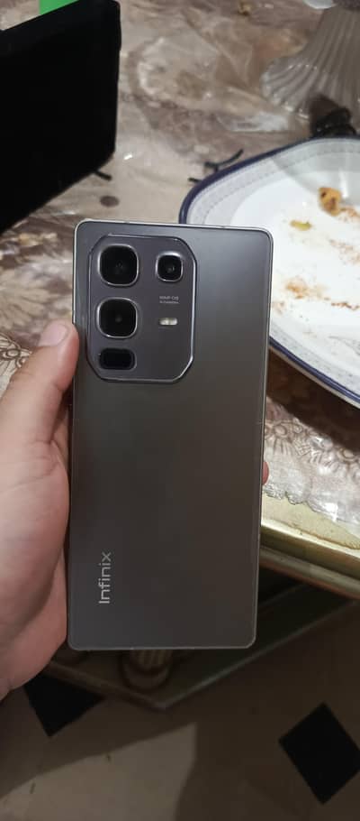 balkl new mobile 100% new condition with  charing and box