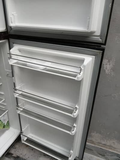 Dawlance Refrigrator