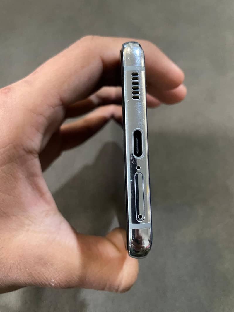 S21 plus 256gb Non PTA 4