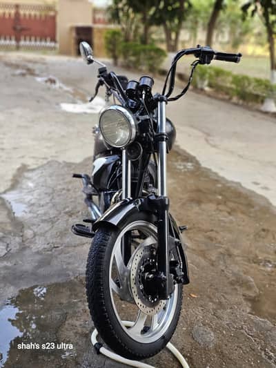 cruiser motorcycle (project bike)