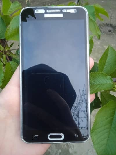 GALAXY J7 FOR SALE