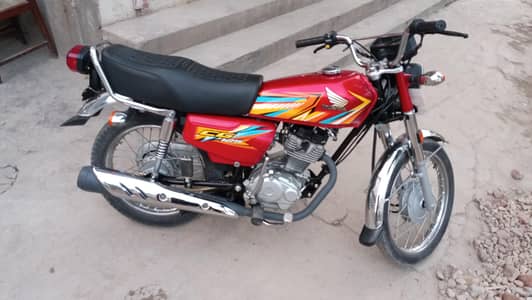hunda 125 new condition bike