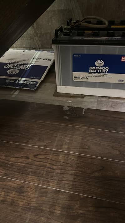 2 daewoo batteries 135V DEEP CYCLE under warranty