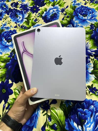 iPad Air 7 Beast M3 Chip Brand New Health 100% Original Box & Charger