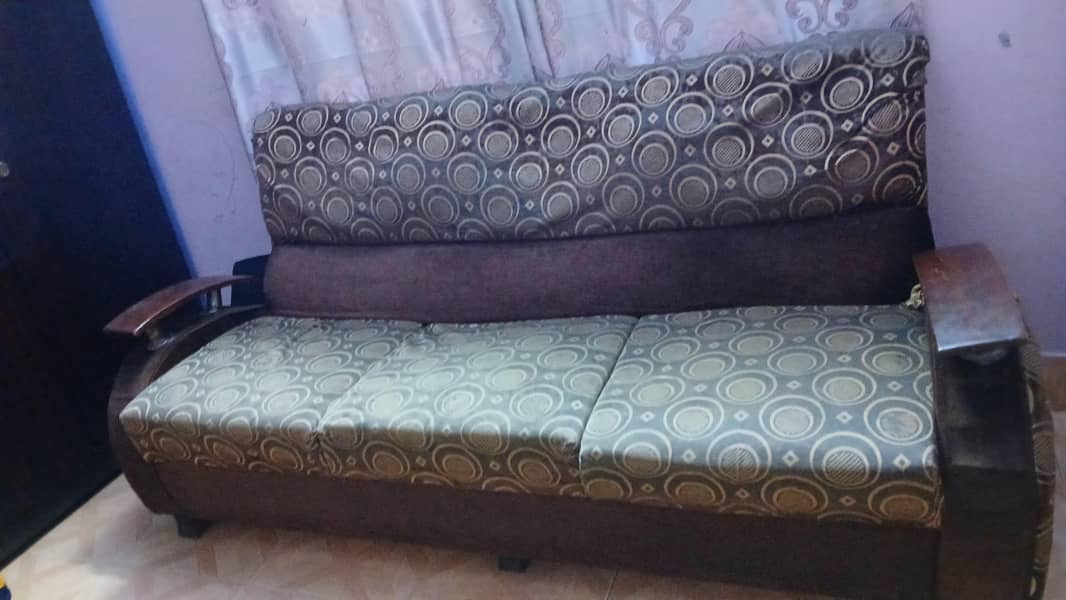 sofa set used . . 1