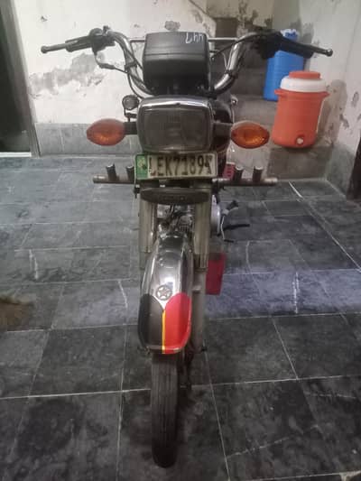 Honda cd 70cc in very good condition orignal documents injin a one
