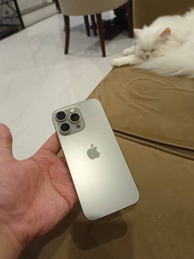 Heyyy IPhone 16 pro max .