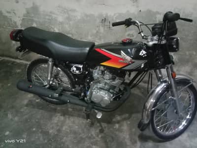 Honda  15 model total genuine location Sialkot