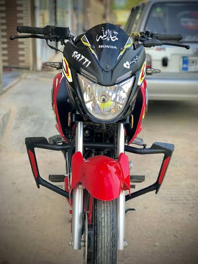 Honda CB 150F modified