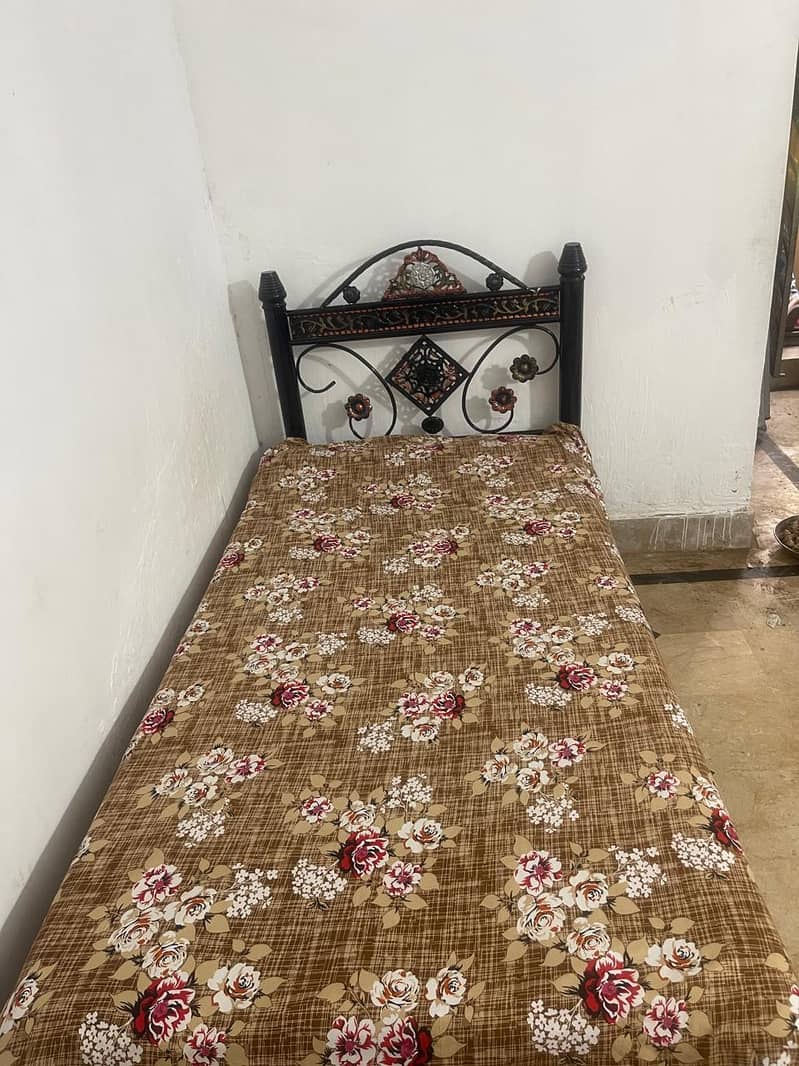 Single bed Iron 1