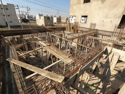 750 Square Feet Flat In Maymar Avenue For Sale At Good Location