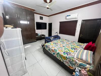 10 Marla Prime Location House For Sale in Karim Block, Allama Iqbal Town