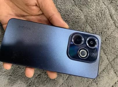 Infinix hot 40i 8+8/128