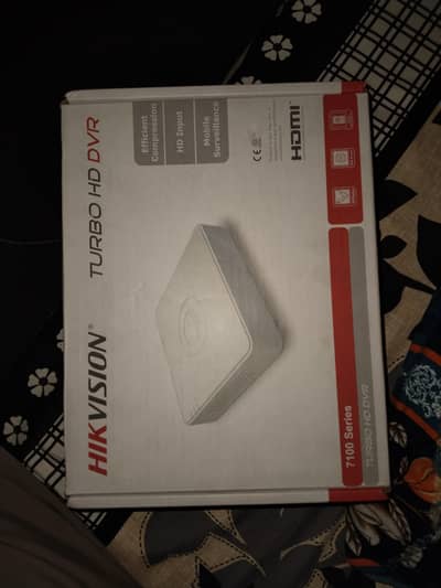 Hikvision DVR DS-7108HGHI-M1