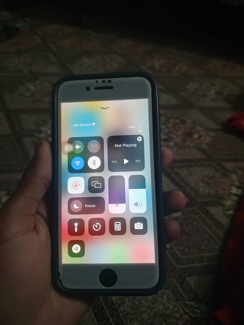 Iphone 7 10/10 condition 2