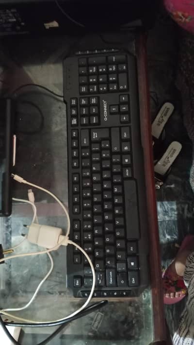 core I3 2nd generation, 22 inch LCD, imp keyboard, mouse , 4gb , 320gn