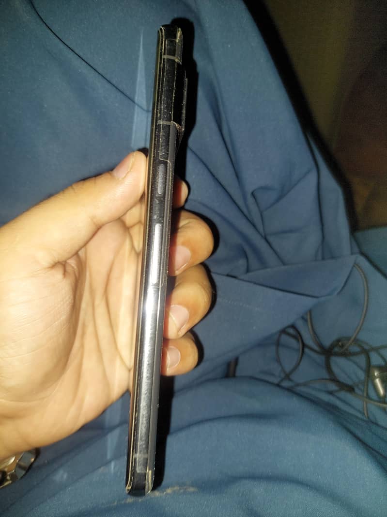 Google pixel 7 pro 4