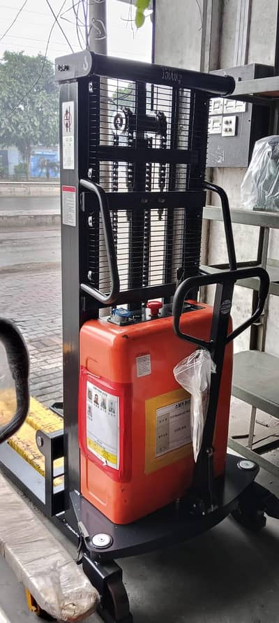 semi electric staker