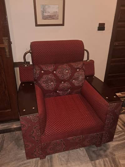 6 Seater Sofa Set For Sale | Stylish & Comfortable | Good Condition