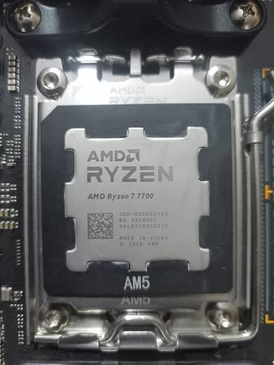 R7 7700 with Rog Strix b660-a gaming wifi