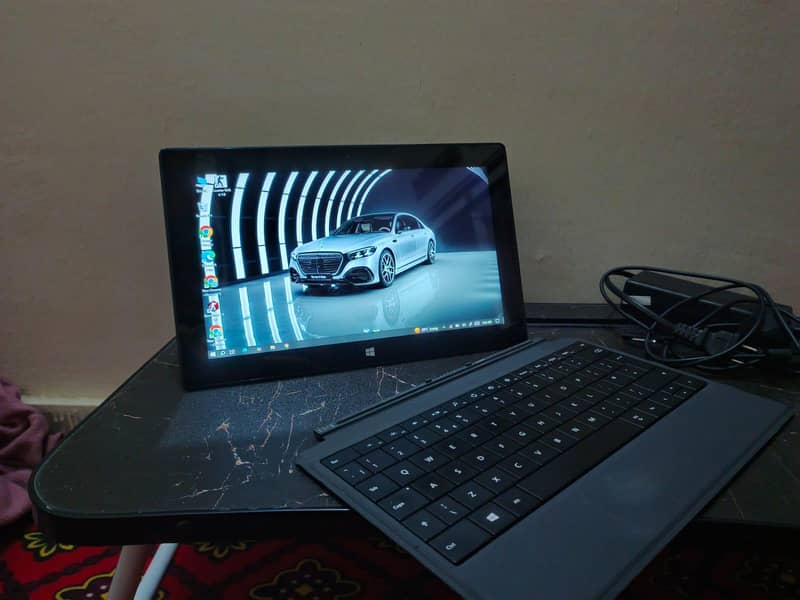 Microsoft Surface Touch screen 1