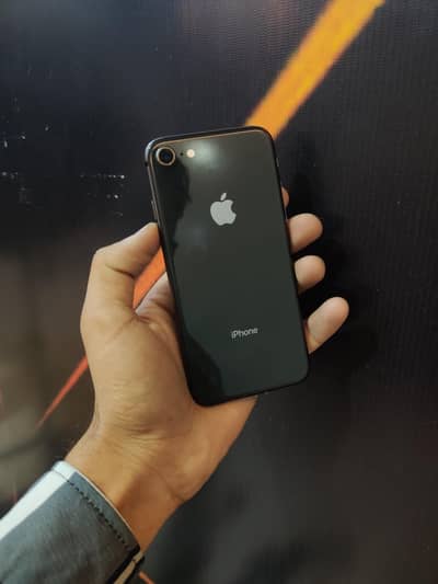 iphone 8 Non pta Only call & whatsap 0313,050,,7279