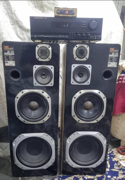 Speakers & Amplifier