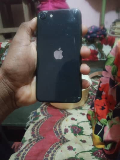 se 20-20 3rd generation iPhone 13 ka processor John GB RAM 256 rom