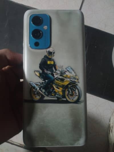 one plus 9 all okay  penal change hona wala ha