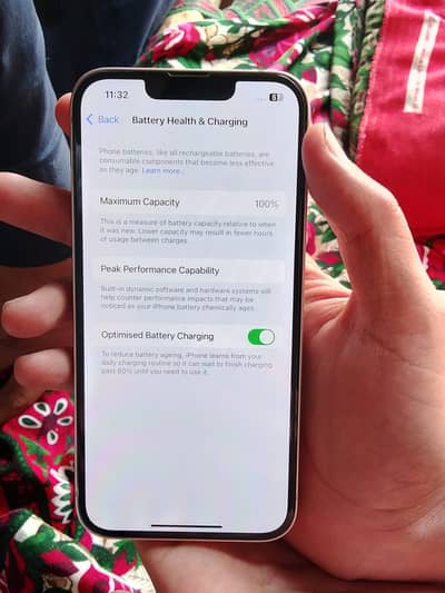 iPhone 13 jv sim time available hy