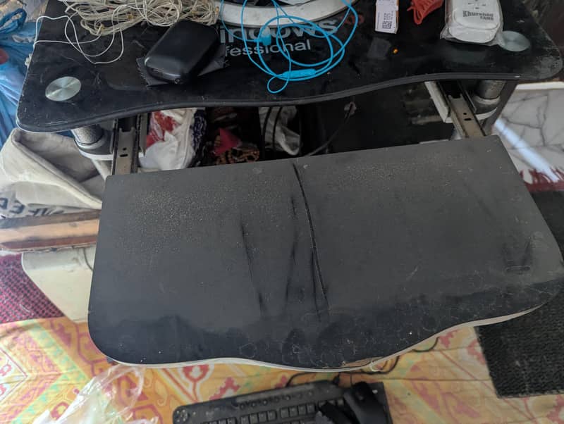 Computer Table / Computer Trolley / Desk 2