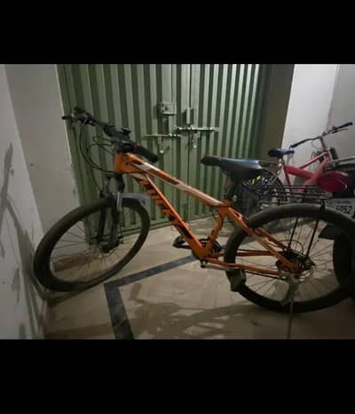 mountain bike,7 gears, in very good condition, 26 inch size