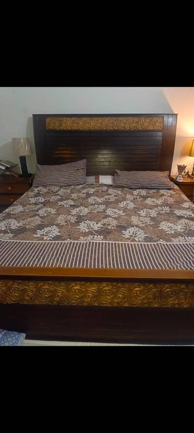 bed king saizfainl 50k with mattress